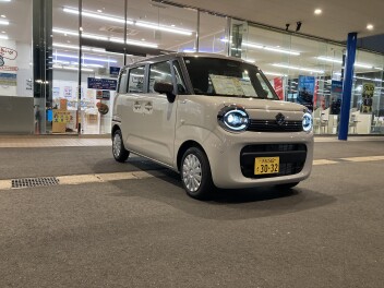 ワゴンRスマイル　　新しい試乗車入りました。